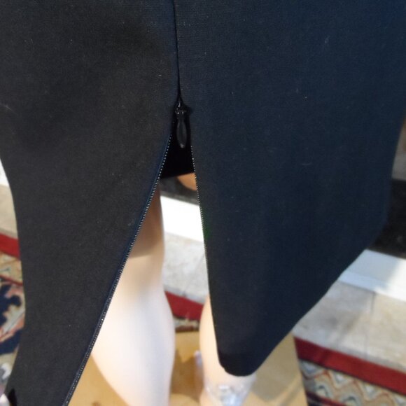 Diane von Furstenberg Black Textured Jacket & Pencil Skirt Set – Size 0/2 - Picture 12 of 16